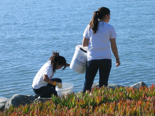 Coastal Cleanup Day, Richmond, California